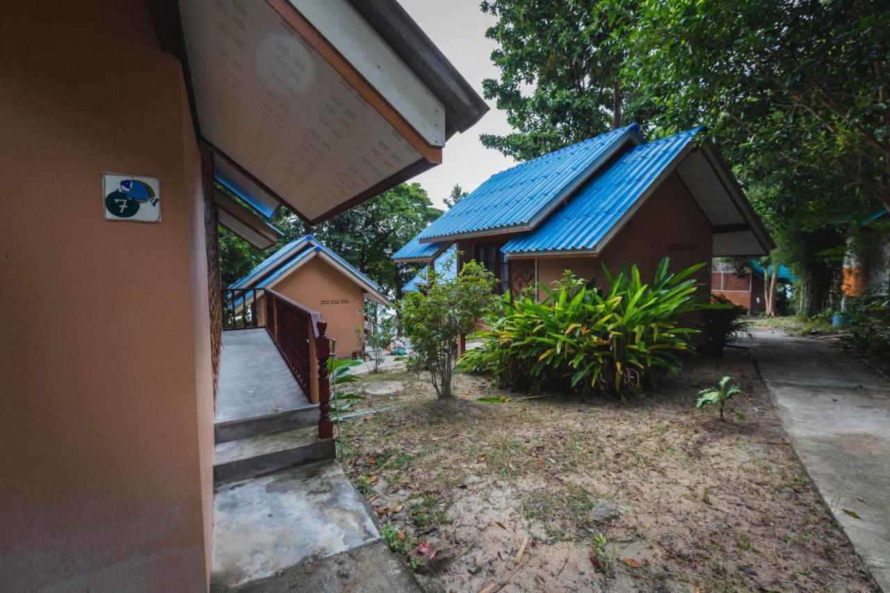 Adang Sea Eco-Village Sunset Koh Lipe Exterior photo