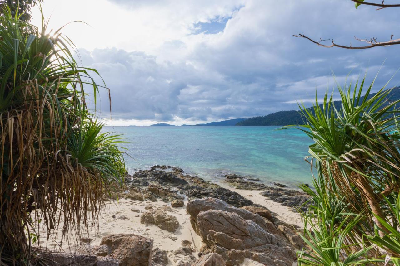 Adang Sea Eco-Village Sunset Koh Lipe Exterior photo