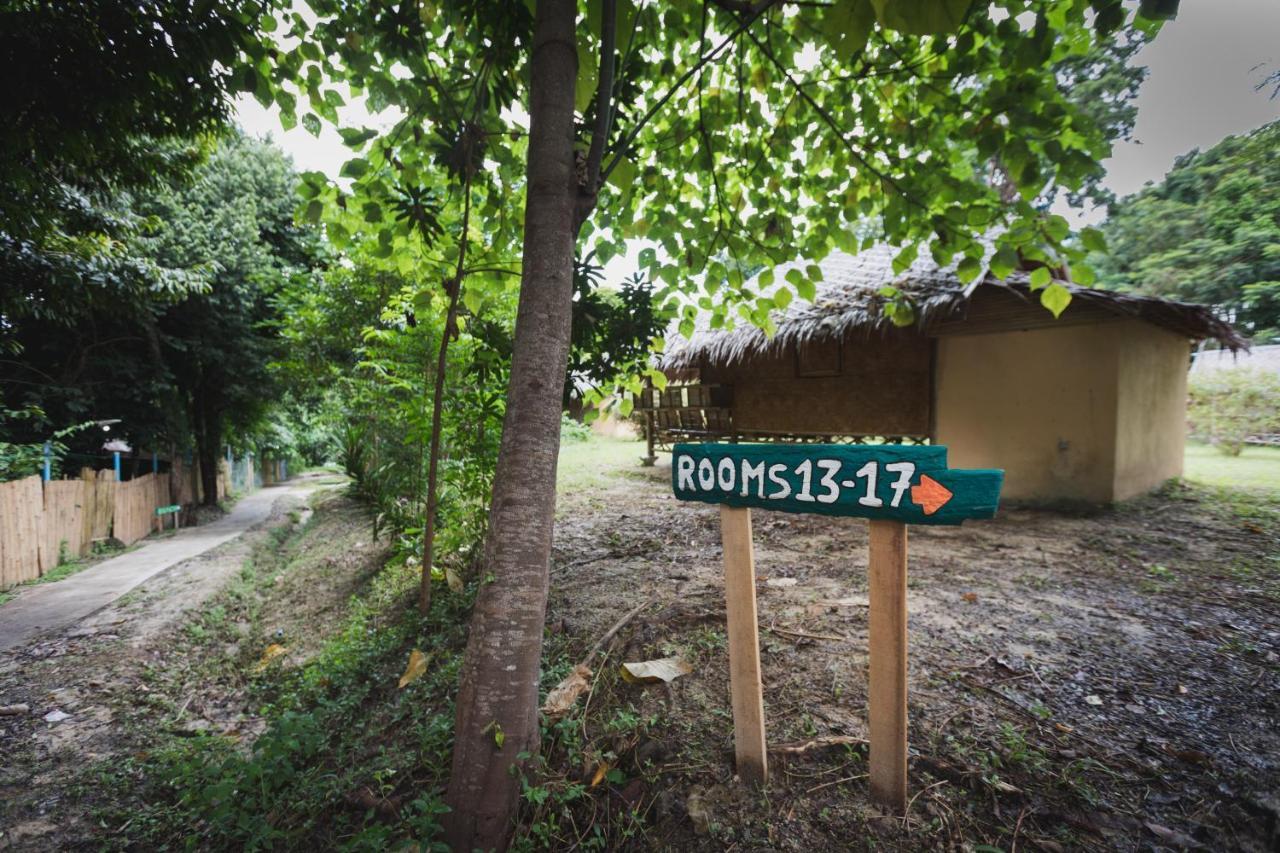 Adang Sea Eco-Village Sunset Koh Lipe Exterior photo