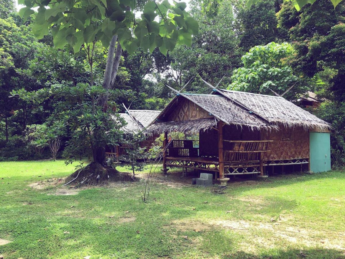 Adang Sea Eco-Village Sunset Koh Lipe Exterior photo